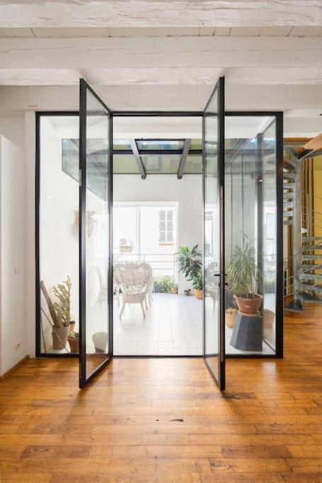Le Loft Du Vieux-port - St Victor Apartment *